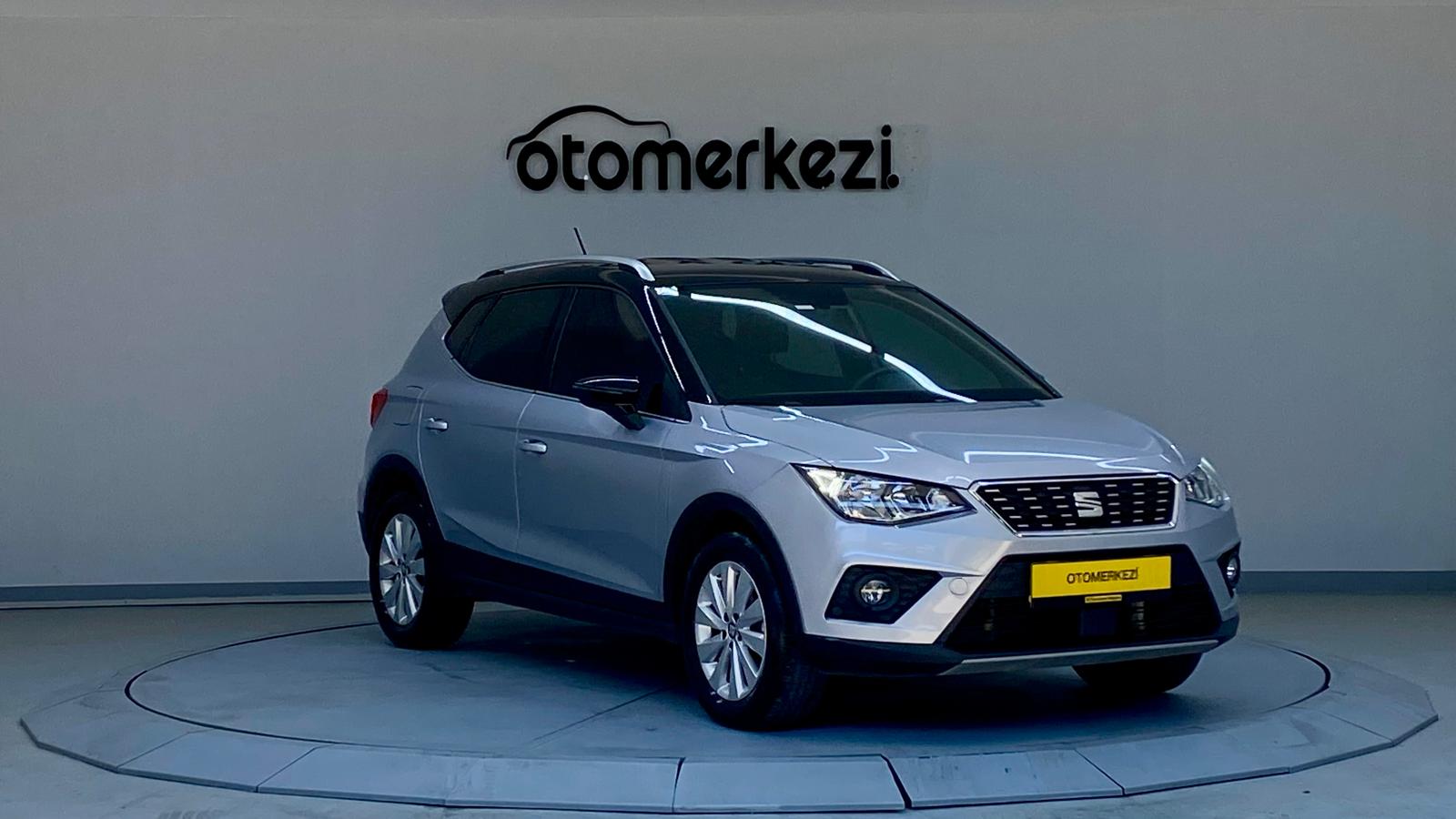 SEAT ARONA 3